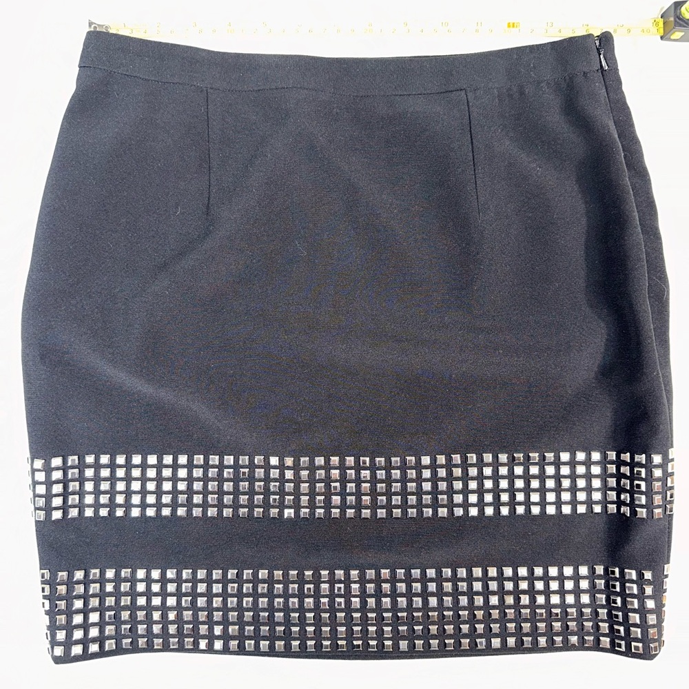 MICHAEL Michael Kors Studded Mini Skirt Size 6 - Picture 3 of 7